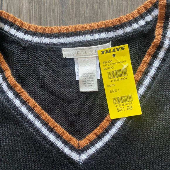 Tags Still On! Tilly's Jr. Vest - Picture 2 of 3